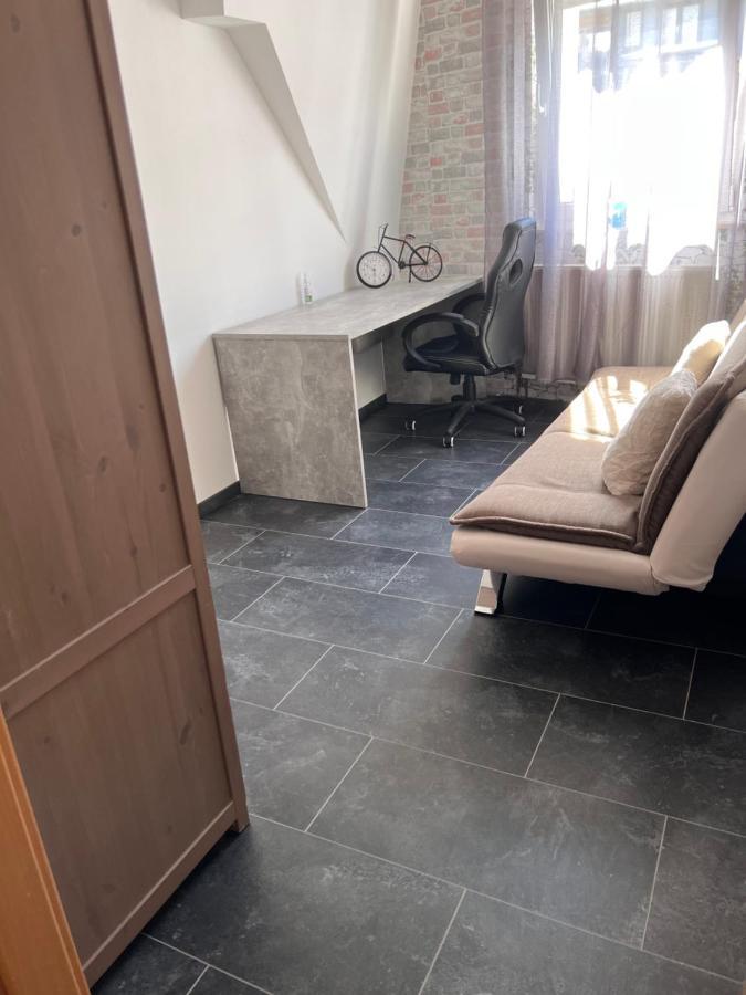 Schöne 3 *